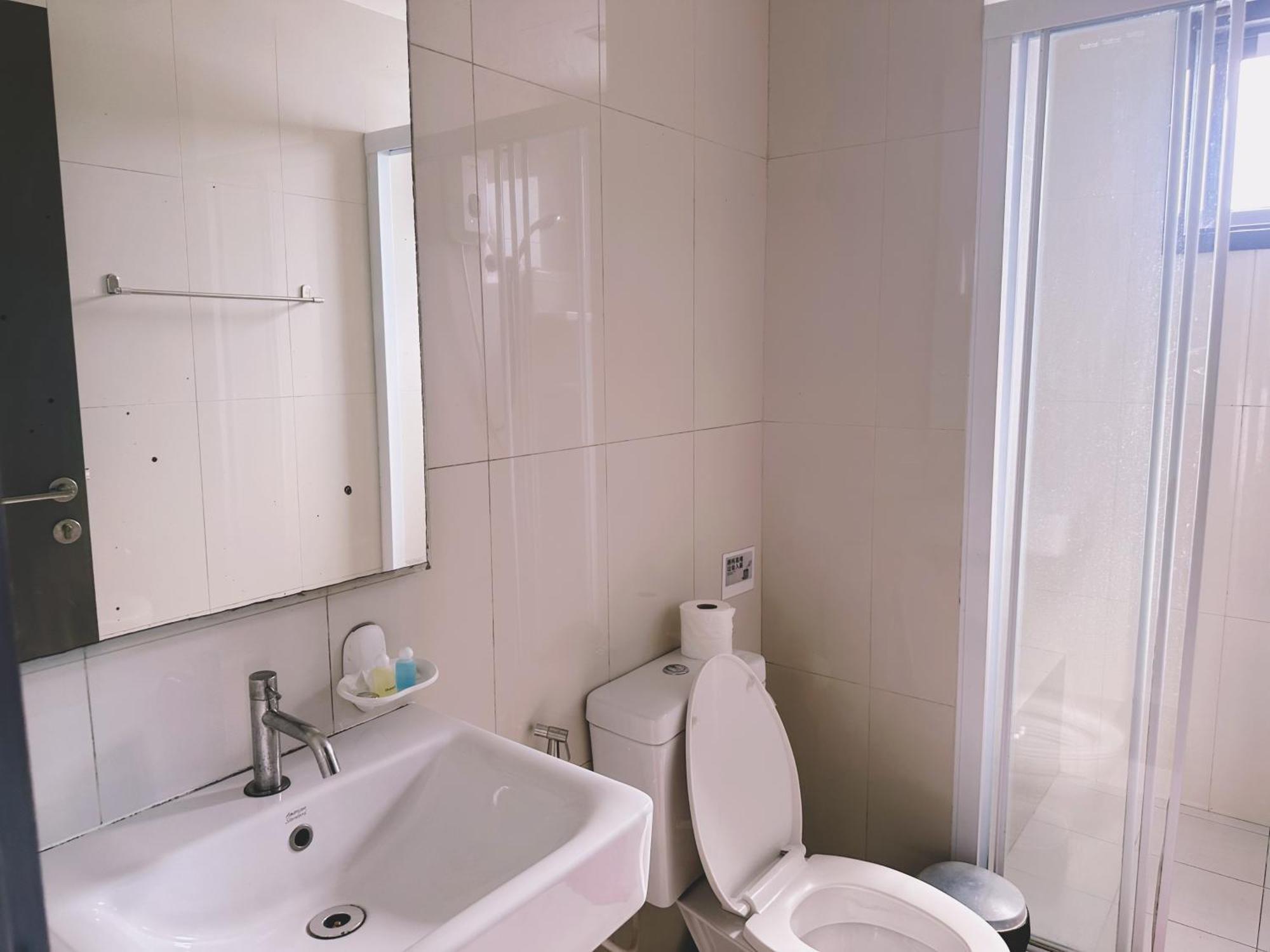 Apartemen The Base Near Festival *